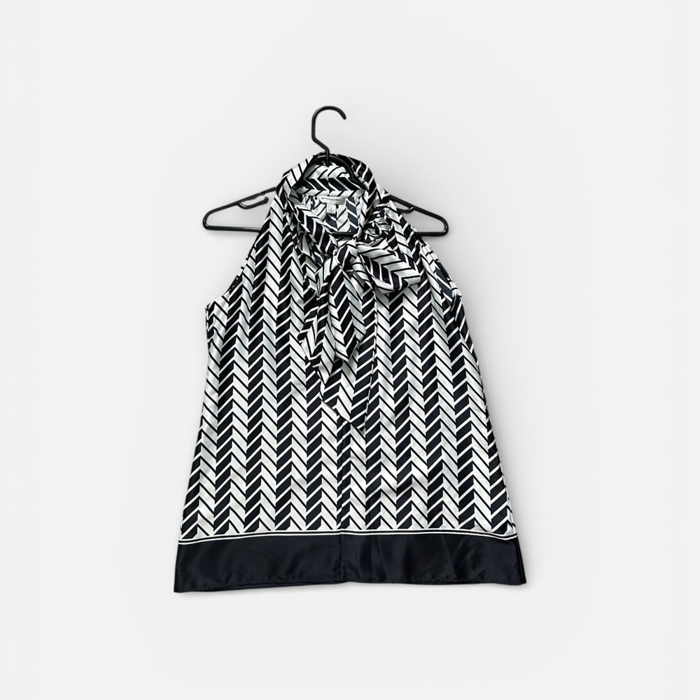 Banana Republic Black and White Chevron Blouse